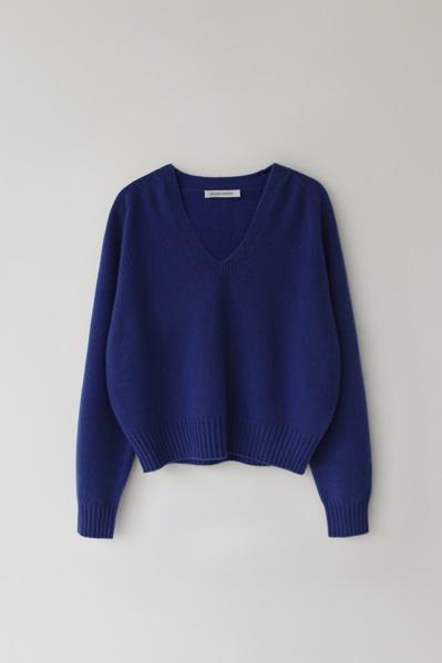 (새상품) Erin wool v-neck pullover Royal blue
