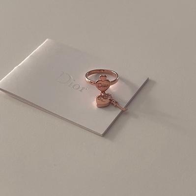 CHRISTIAN DIOR pinkgold ♡&key ring (해외배송 가능상품)