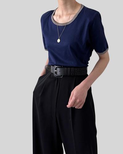 (Yves Saint Laurent)navy colored short sleeveless 입생로랑 슬리브리스